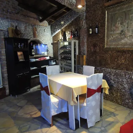 Keshtjella Syni Zi - Bujtine Hotel Shëngjin