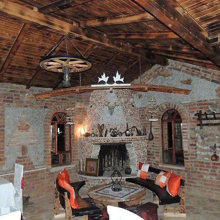 Keshtjella Syni Zi - Bujtine Hotel Shëngjin