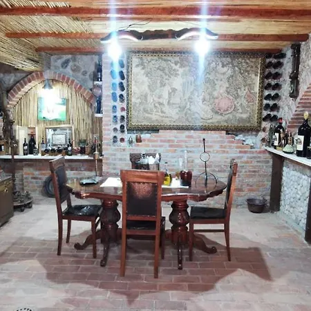 فندق Keshtjella Syni Zi - Bujtine 3*
